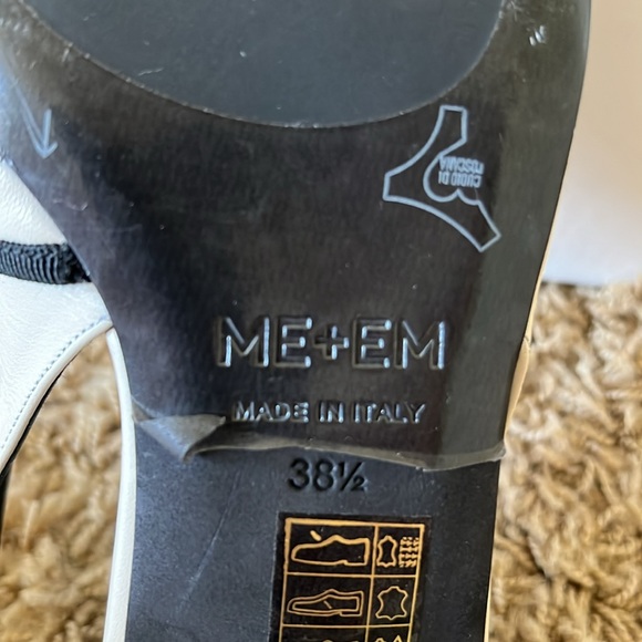 ME+EM Cream and Black Flats with Gold Buckle - Picture 4 of 4